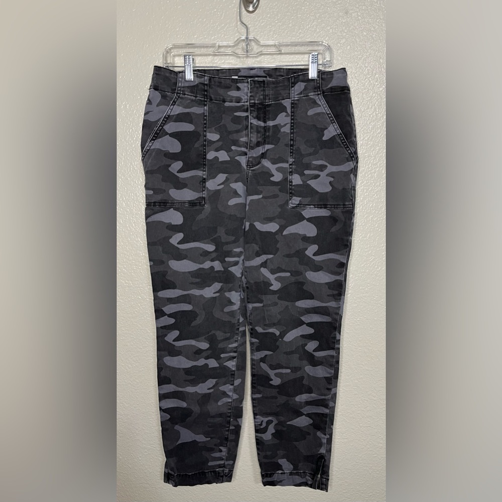 Black and grey army style denim pant